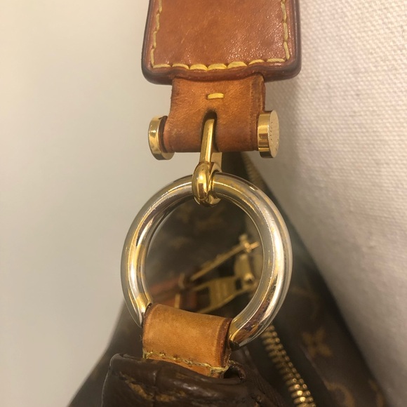 Louis Vuitton Monogram Sully PM - Picture 7 of 16